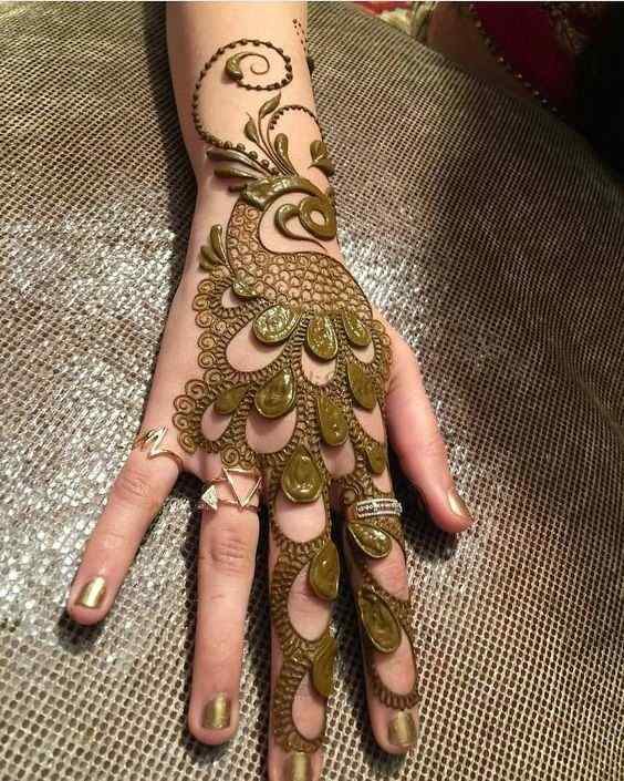 78+ Best Peacock Mehndi Design (2025) Front and Full Hand 38 peacock mehndi design