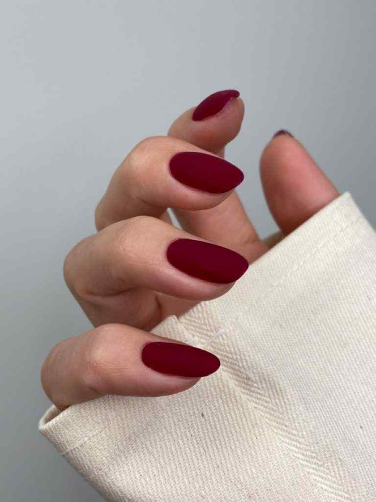 summer matte nails