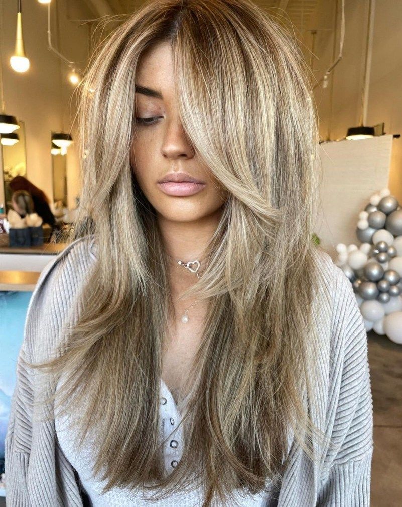 66 Stunning Layered Haircuts for Long Hair: From Short to Long Layers (with Bangs!) 31 Layered Haircuts For Long Hair
