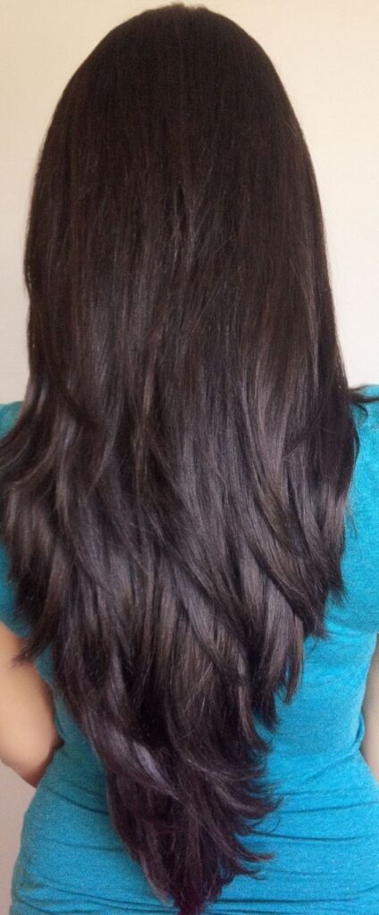 54 Stunning Long Layered Hair with Bangs Styles: From Straight to Curtain 2025 48 Long Layered Hair with Bangs