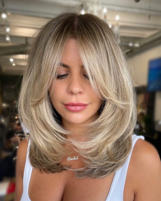 53 Chic Medium-Length Layered Haircuts: Shoulder-Length Styles & Face-Framing Layers 24 Medium-Length Layered Haircuts