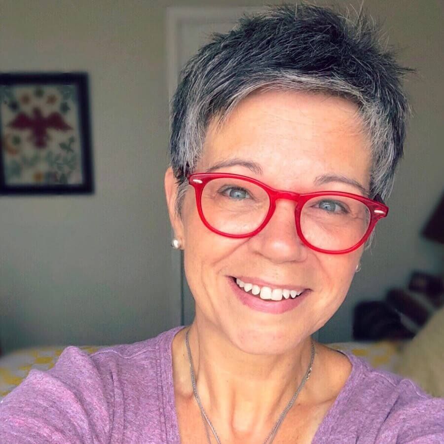 77 Best Short Haircuts for Women Over 50: Stylish & Flattering Hairstyles for Fine Hair 24 Short Hairstyles for Women Over 50
