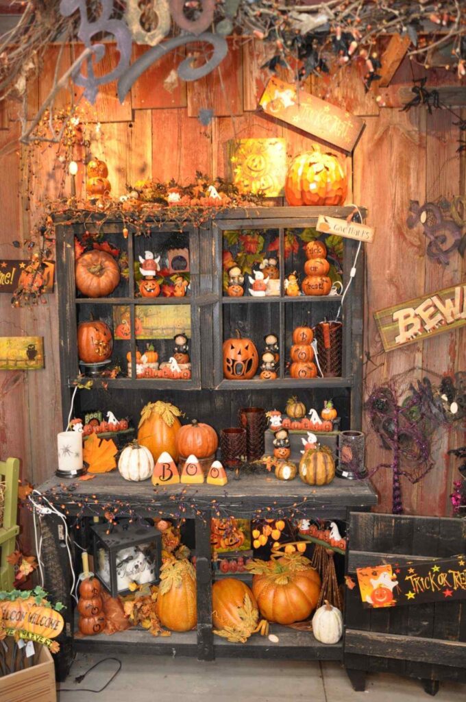 64 Spooky Halloween Decoration Ideas: DIY, Indoor, Outdoor, Office & School 56 Halloween Decoration Ideas