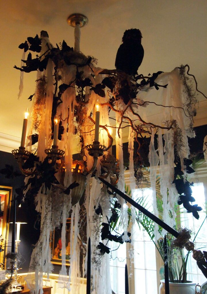 64 Spooky Halloween Decoration Ideas: DIY, Indoor, Outdoor, Office & School 51 Halloween Decoration Ideas