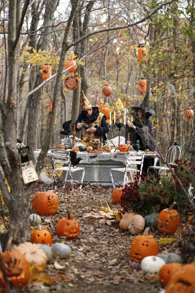 64 Spooky Halloween Decoration Ideas: DIY, Indoor, Outdoor, Office & School 15 Halloween Decoration Ideas