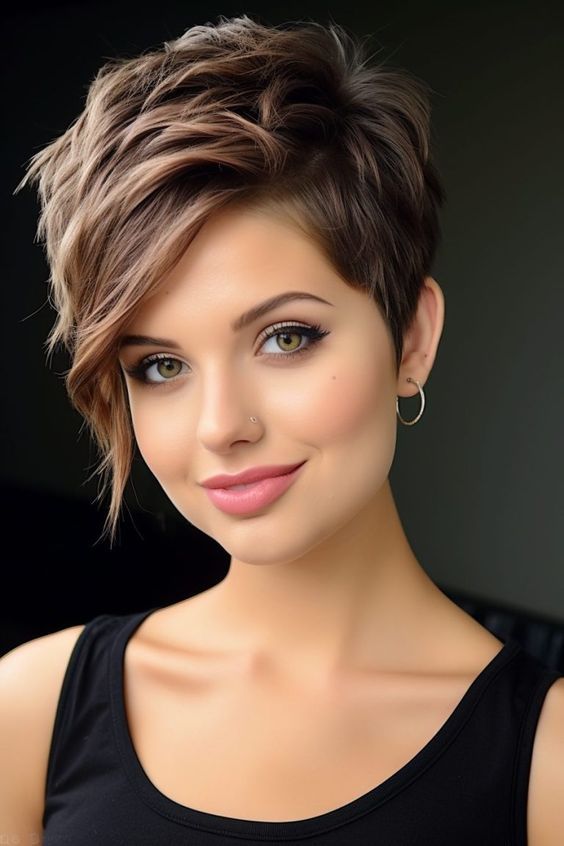 72 Trendy Pixie Haircuts for 2024: Styles for All Ages and Hair Types 31 Pixie Haircuts for 2024
