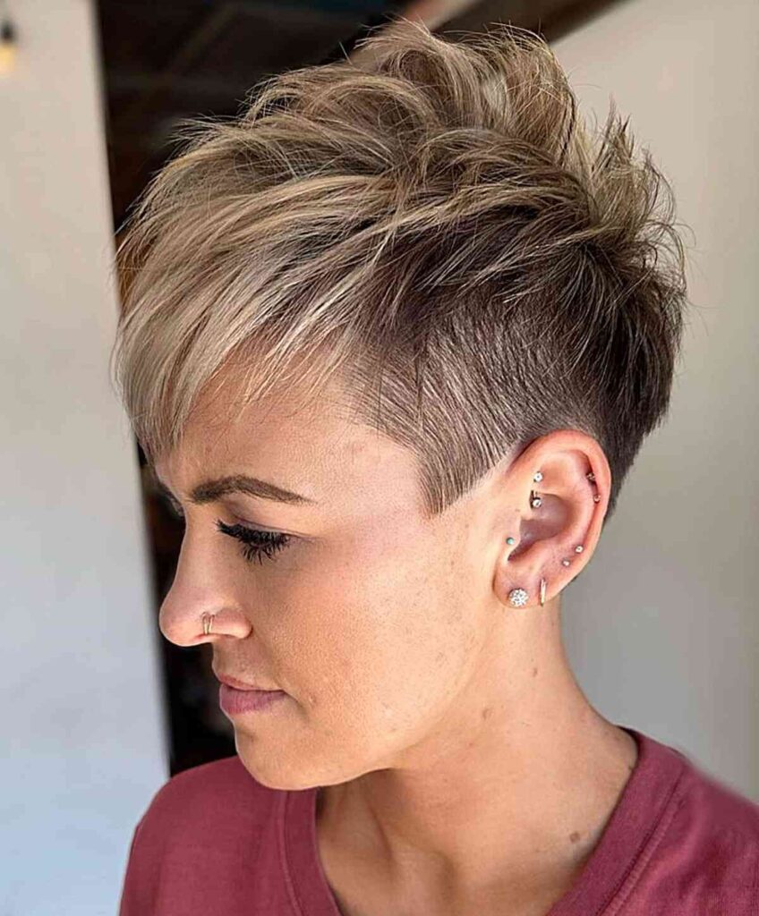 72 Trendy Pixie Haircuts for 2024: Styles for All Ages and Hair Types 36 Pixie Haircuts for 2024
