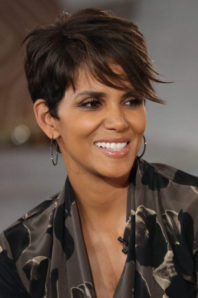 79 Best Wash and Wear Haircuts for Women Over 60: Perfect Styles for Thin Hair, Glasses & Low Maintenance 3 Wash and Wear Haircuts For Women Over 60