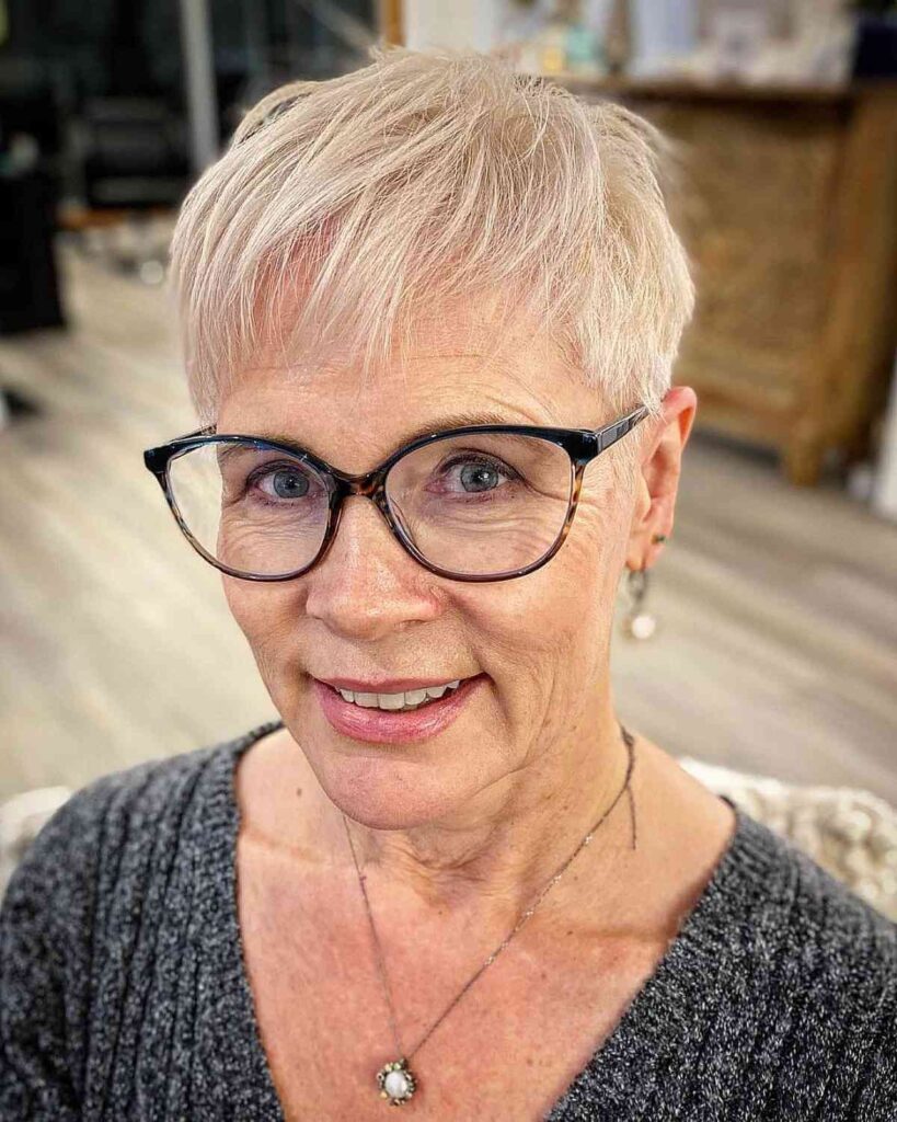Hairstyles for Women Over 70 With Glasses