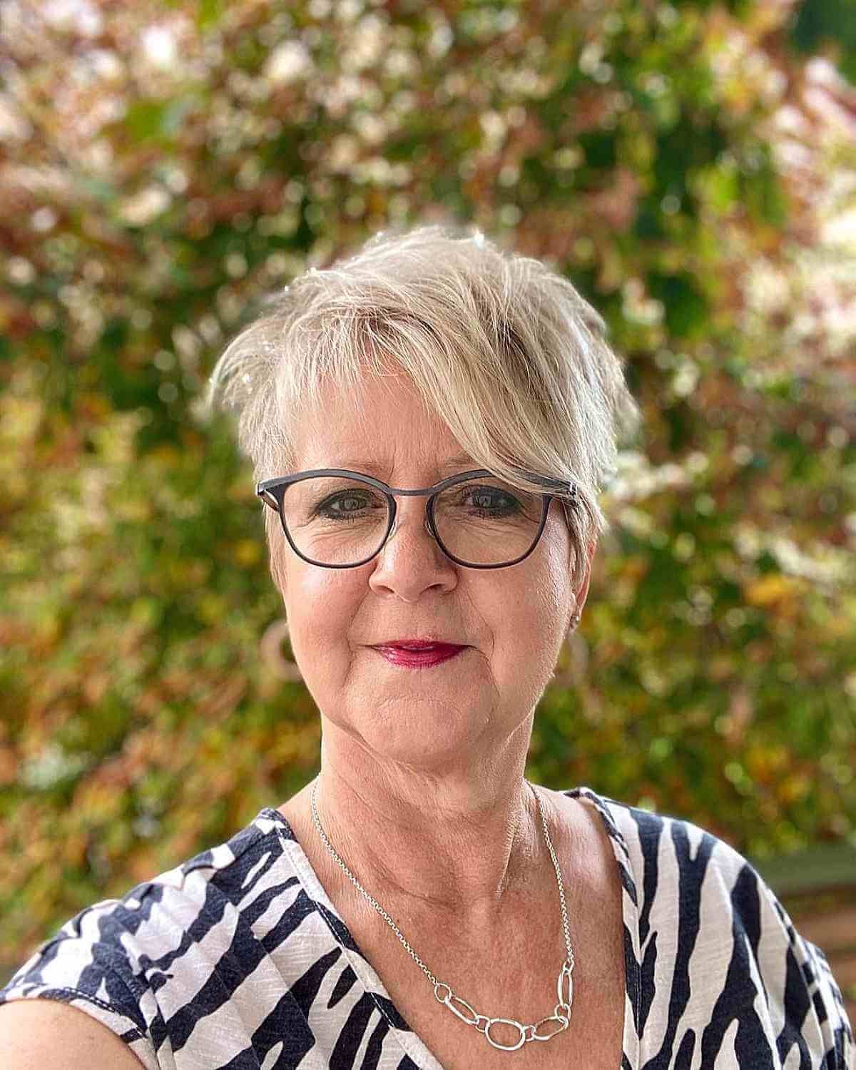 Short Hairstyles for Women Over 50 With Glasses