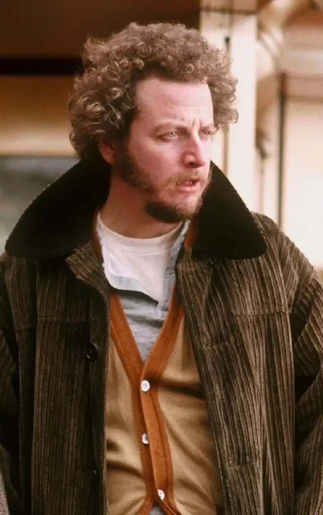 90 DIY Christmas Movie Characters Costumes: Easy Ideas for Kids and Couples 34 Christmas Movie Characters Costumes