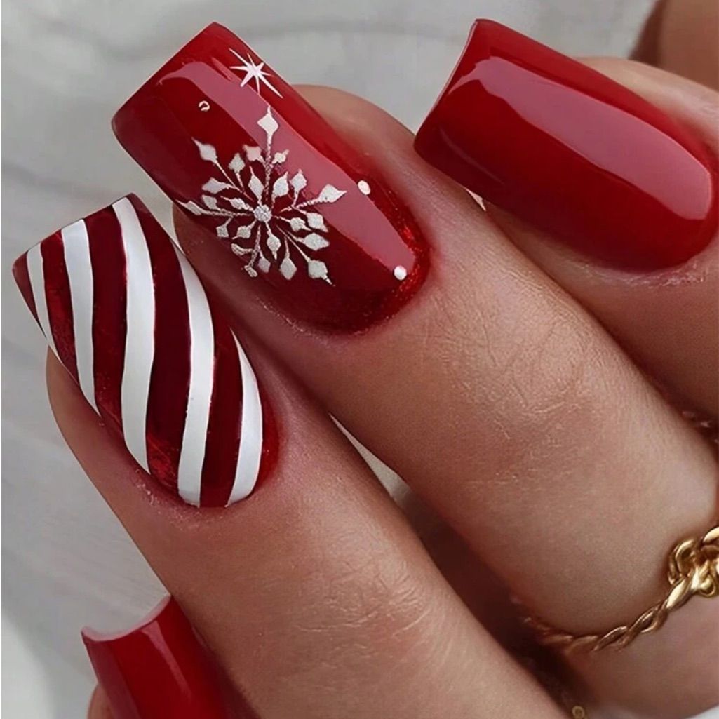 Red Christmas Nails