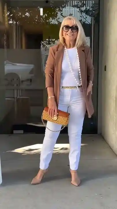 Classy Outfits for Older Woman